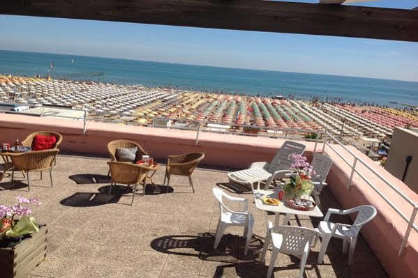 Hotel Bel Air Rivazzurra Di Rimini ภายนอก รูปภาพ